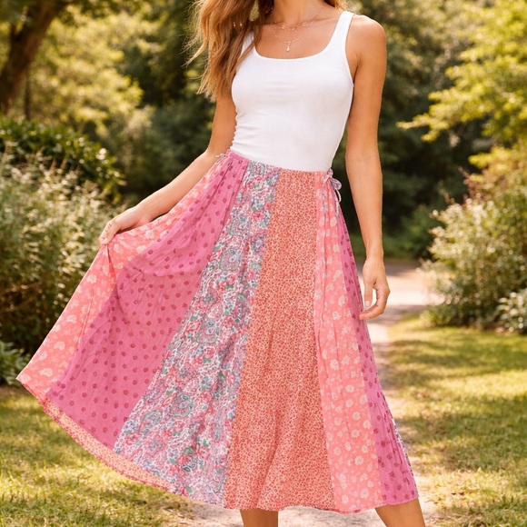 April Cornell Dresses & Skirts - April Cornell Floral Patchwork Boho Skirt Size Medium